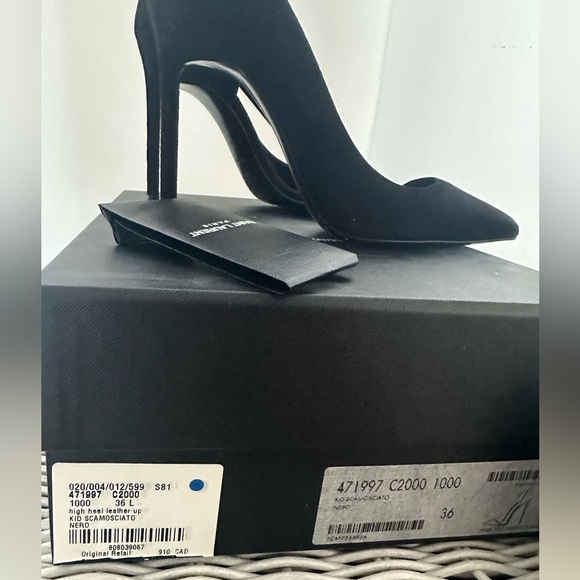 Saint Laurent Black Suede Heels with Pointed Toe - Picture 4 of 5